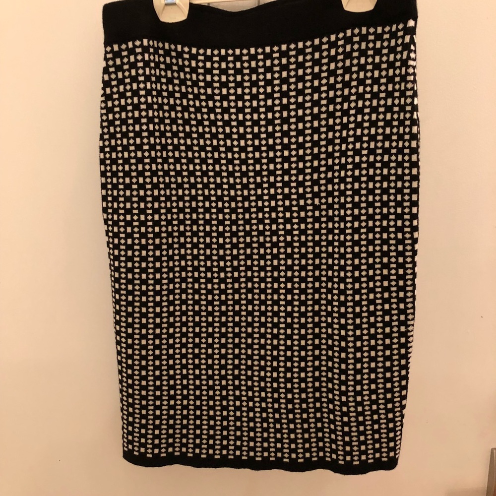 Patterned Knit Skirt